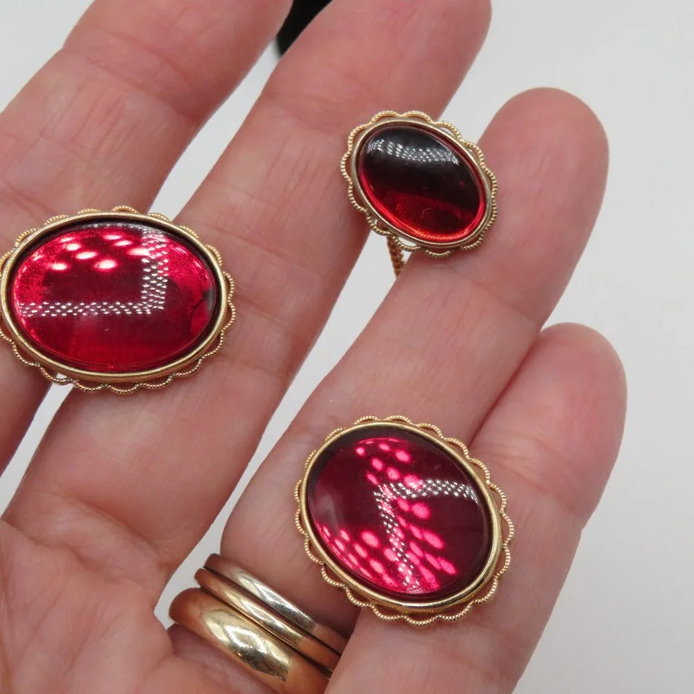 Krementz Vintage Cuff Links and Tie Tac Gold Tone Red Gem